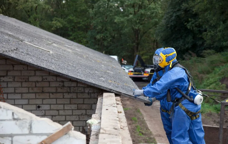 Danger Amiante : un fonds d’indemnisation des Victimes de l’Amiante